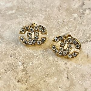 CHANEL signature logo stud earrings - fashion costume diamonds and gold